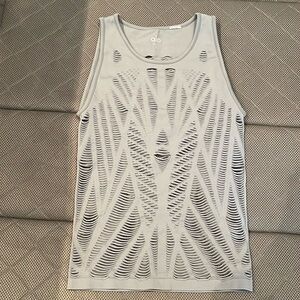 ALO Yoga tank